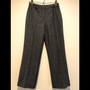 Anne Klein stretch dress pants.  Size 2P. Black/grey pattern.